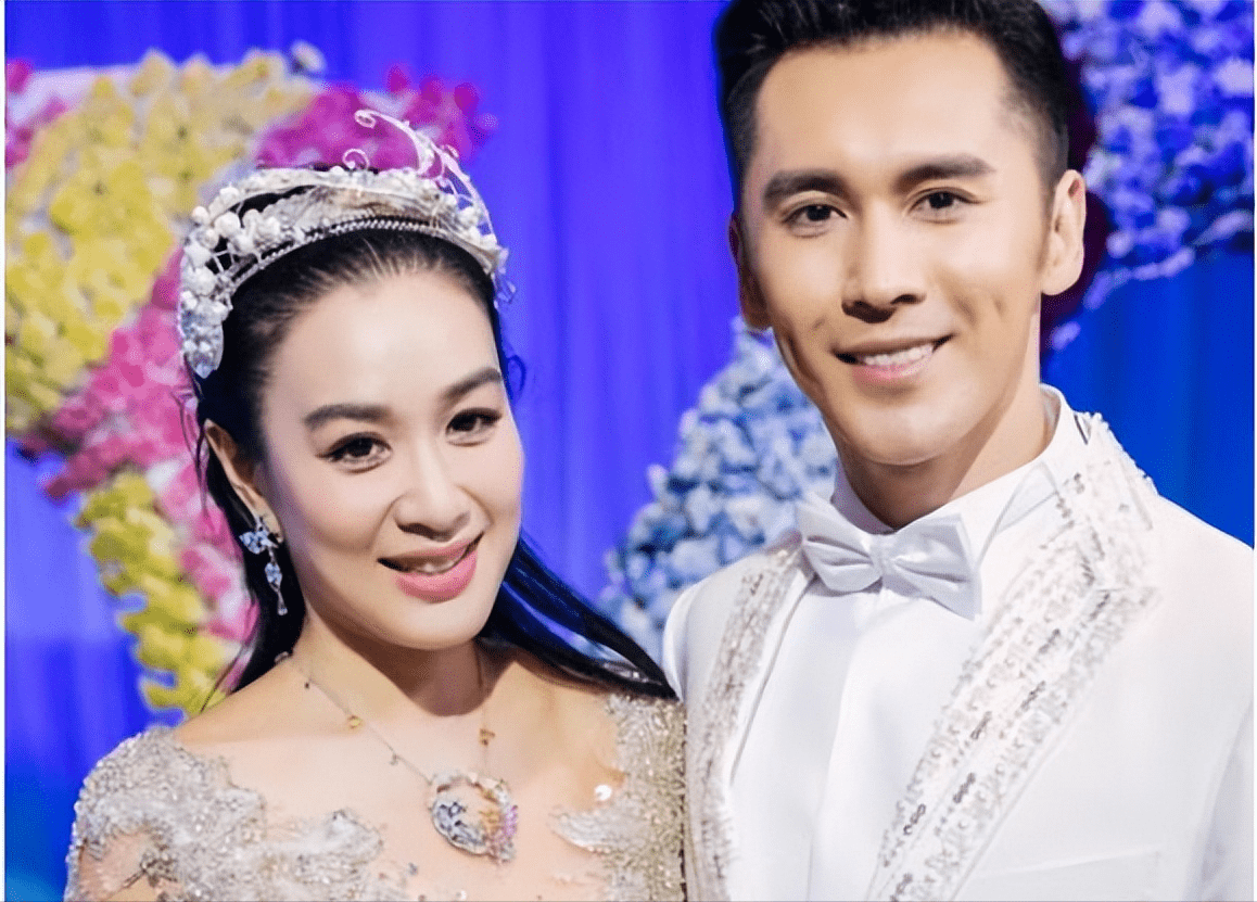 网友:难怪张伦硕甘愿娶三婚的她_方面_父亲_香港