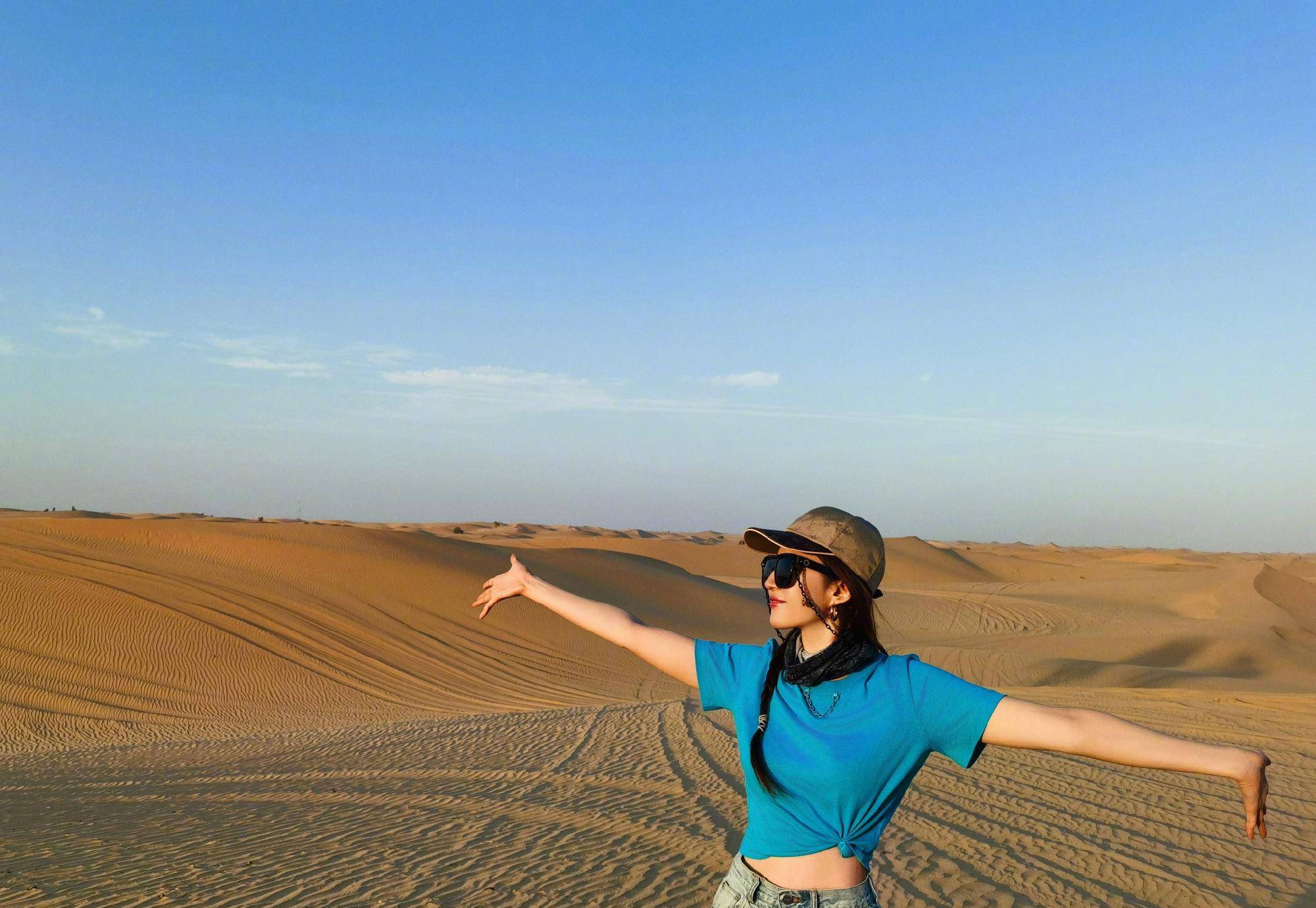 神仙姐姐刘亦菲沙漠大片曝光!异域风穿搭养眼,优雅超吸睛!