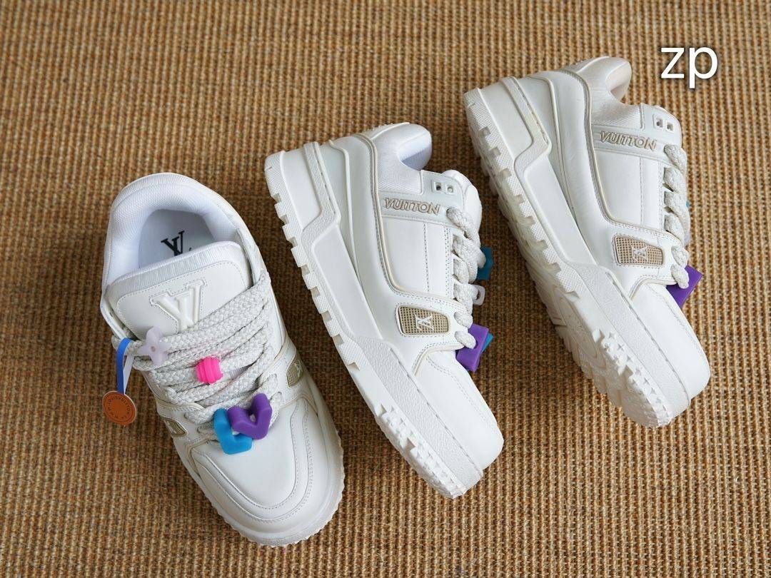 lv trainer真假对比_细节_颜色_鞋子