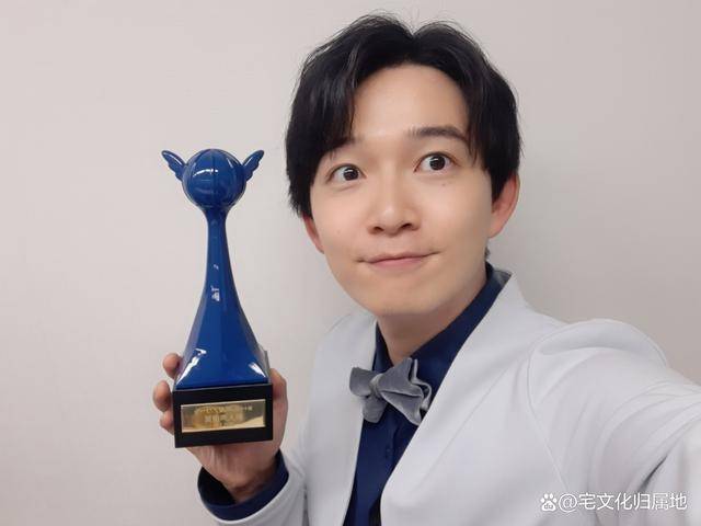 第17届声优awards种崎敦美和江口拓也打破历史记录成双料王