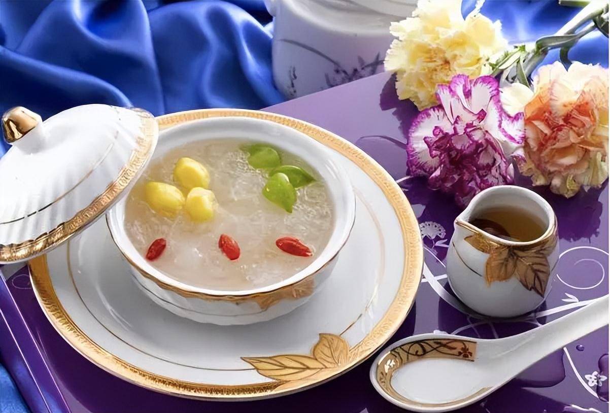 燕窝是怎么形成的，真是燕子用口水做成的？看完你还会想吃吗？(图16)