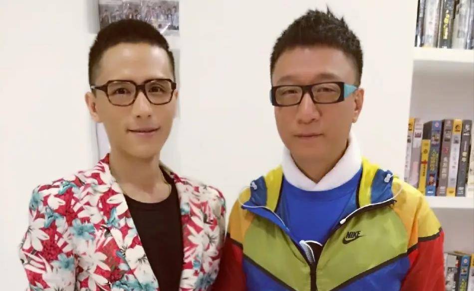 26岁成电视主持,32岁边策从8楼一跃而下,母亲独受丧子之痛_陈柏君