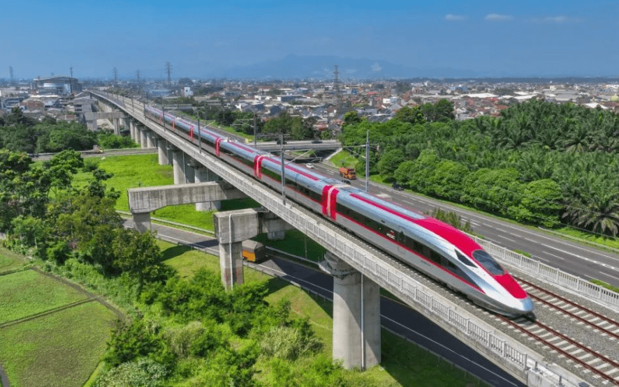 银渝高铁10年内不可能批复建设?不是危言耸听,或将会真的发生!