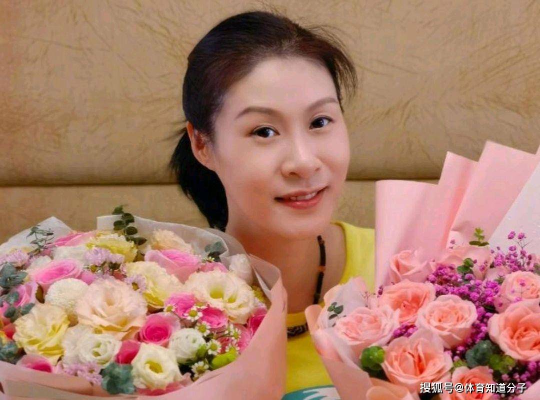 42岁女排功勋赵蕊蕊迎好消息,网友:优雅端庄一脸旺夫相_中国女排_选手