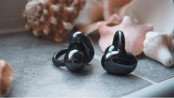 Huawei's Odd Earbuds Are The Most Comfortable I've Worn