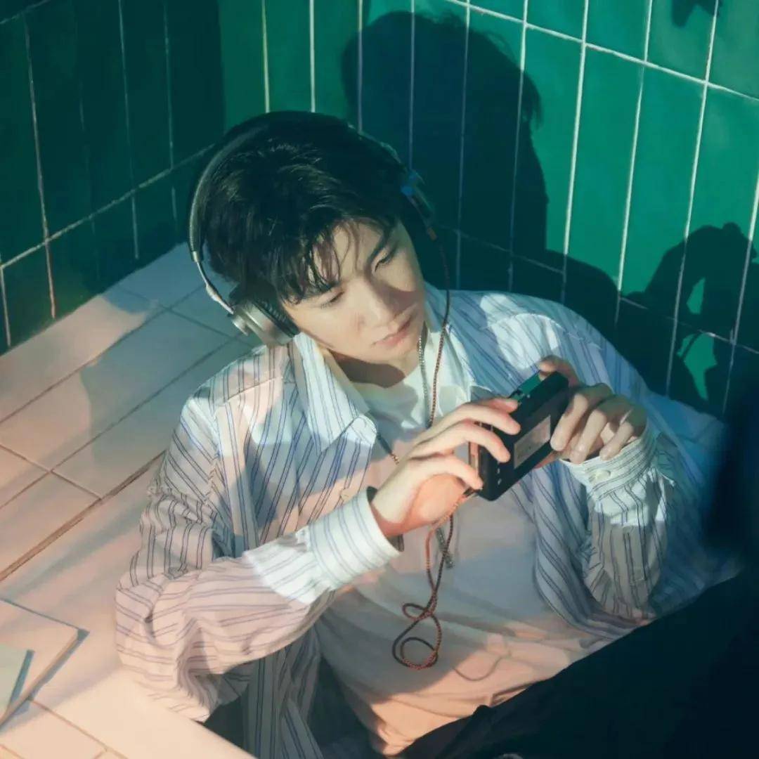 杨幂 迪丽热巴 杨紫 蔡徐坤白鹿 赵露思 向太萧敬腾 陈飞宇 戚薇夫妇