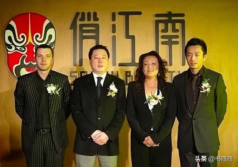 星爷,冯小刚惜败,杨幂险胜的"对赌协议",究竟有多恐怖?