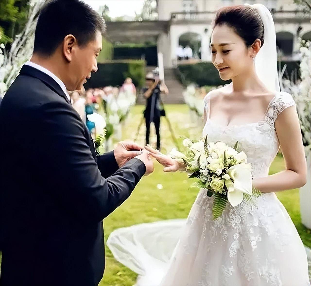 结婚9年后,再看李小冉,她嫁给男闺蜜的婚姻是成功的吗?