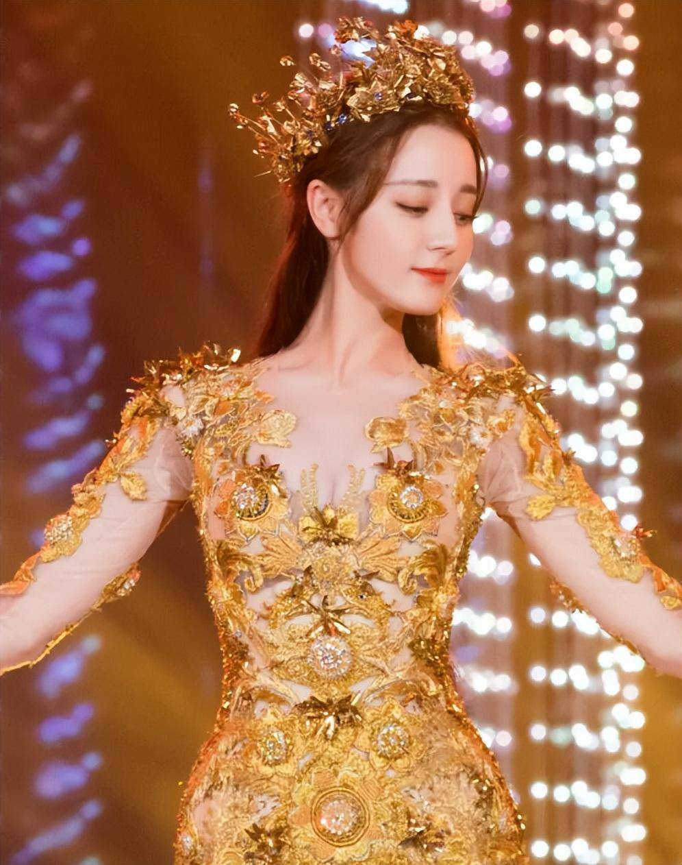 金鹰奖名单出炉,网友提出质疑,迪丽热巴又被嘲_雷佳音_殷桃_获奖