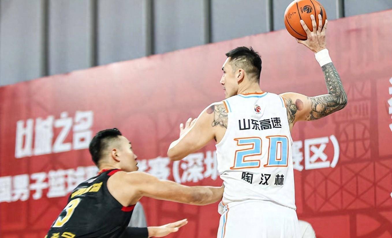 看了陶汉林的赛季表现,才知道杜锋不选他进地方队有多明智_训练_岁数