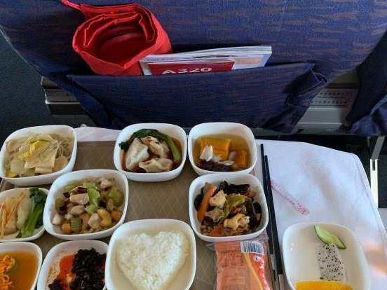 实拍川航飞机餐,从开始吃到结束,不敢再来第二次_版权_网络_图片
