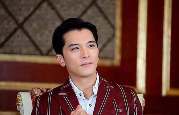 把唐嫣当"保姆",示爱张钧甯遭拒的邱泽,如何一步步将自己搞垮?