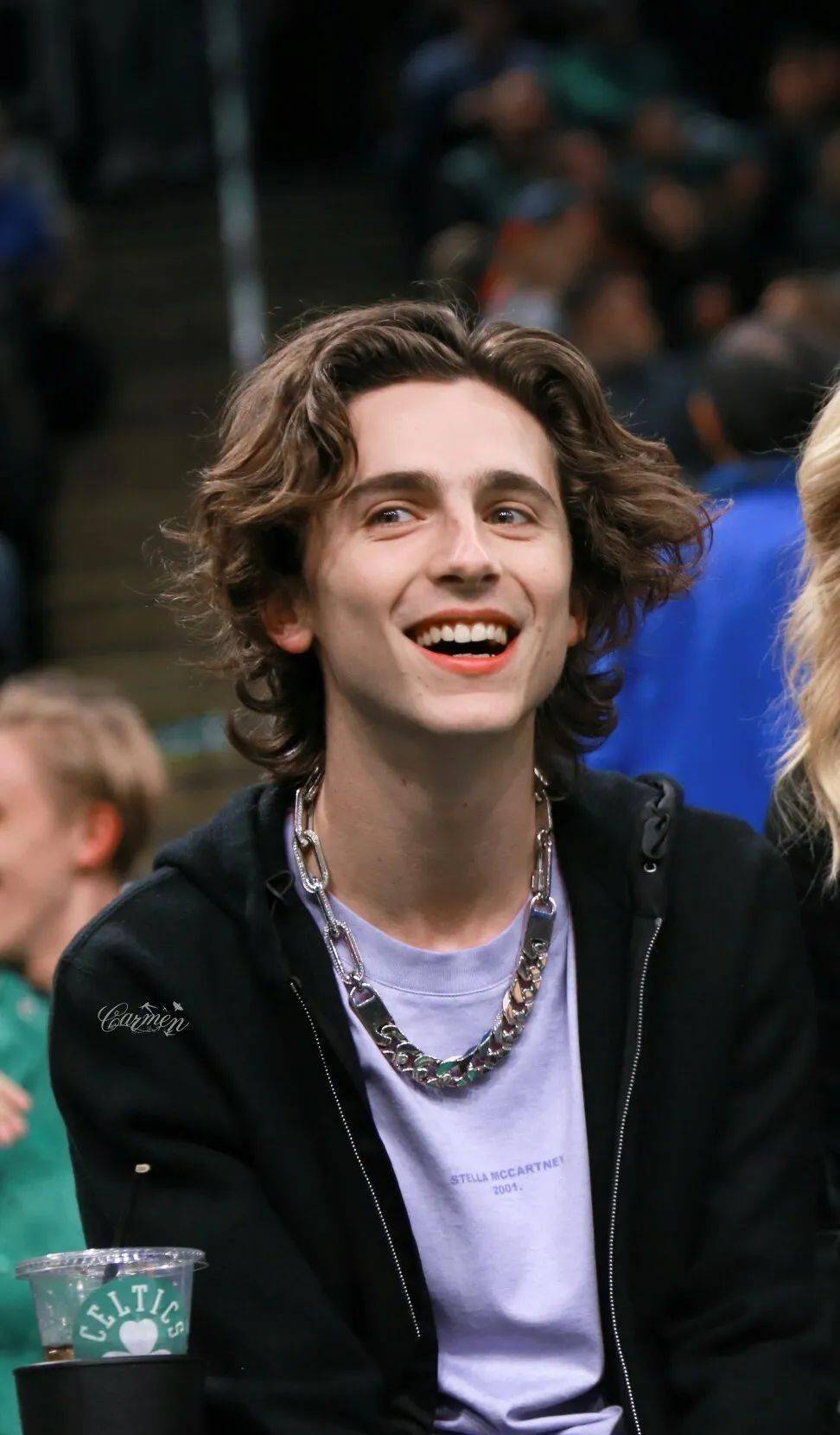 帅过小李子的他全网爆红后,怎么堕落成这样了?_甜茶_女装_风格