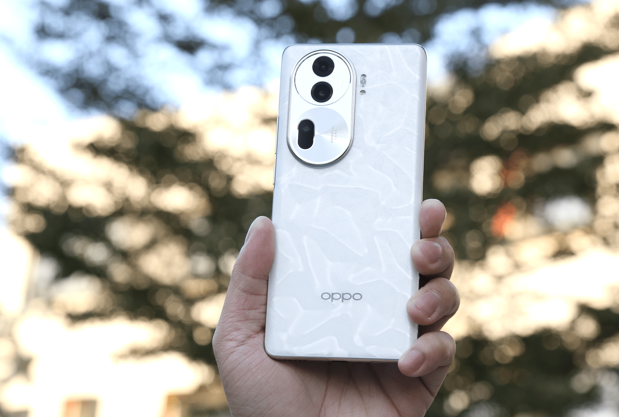 年底买机不用愁,oppo reno11 pro最低仅3499元起,屏幕影像亮点_朋友