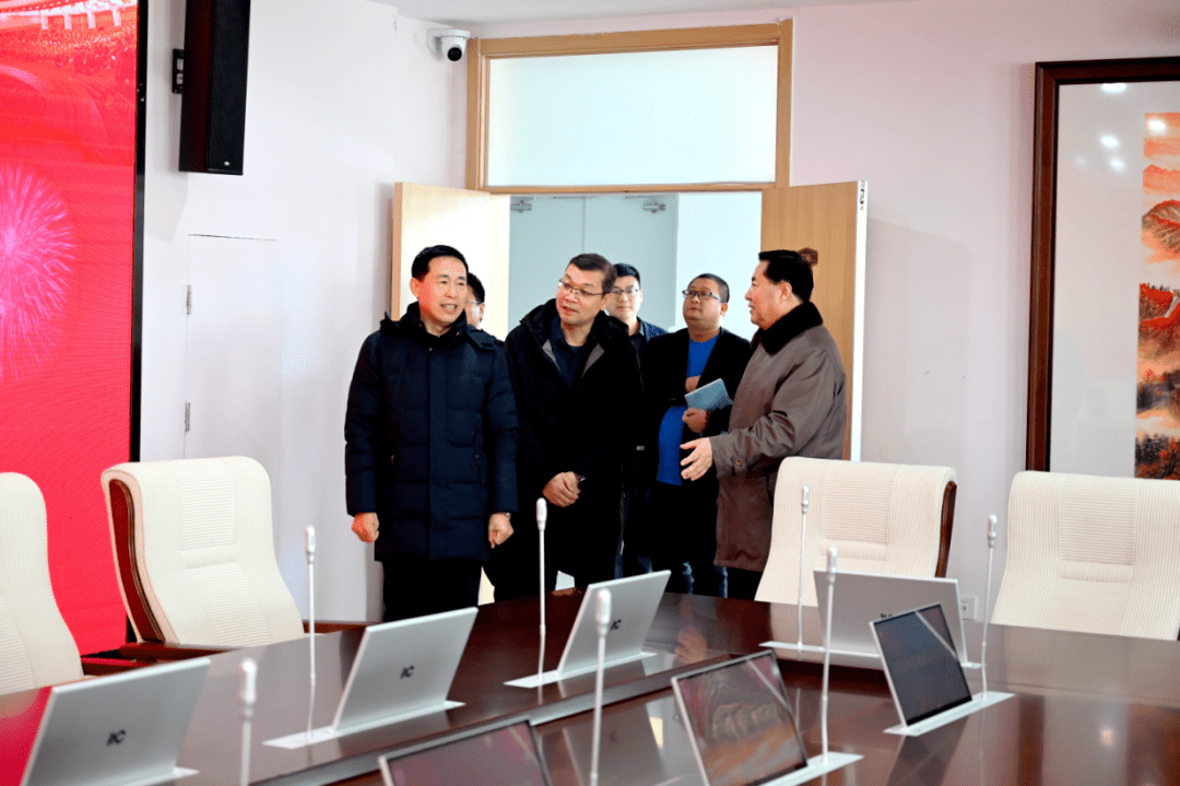 省外办美洲大洋洲处处长孙茂章一行莅临河北外国语学院指导工作_孙建