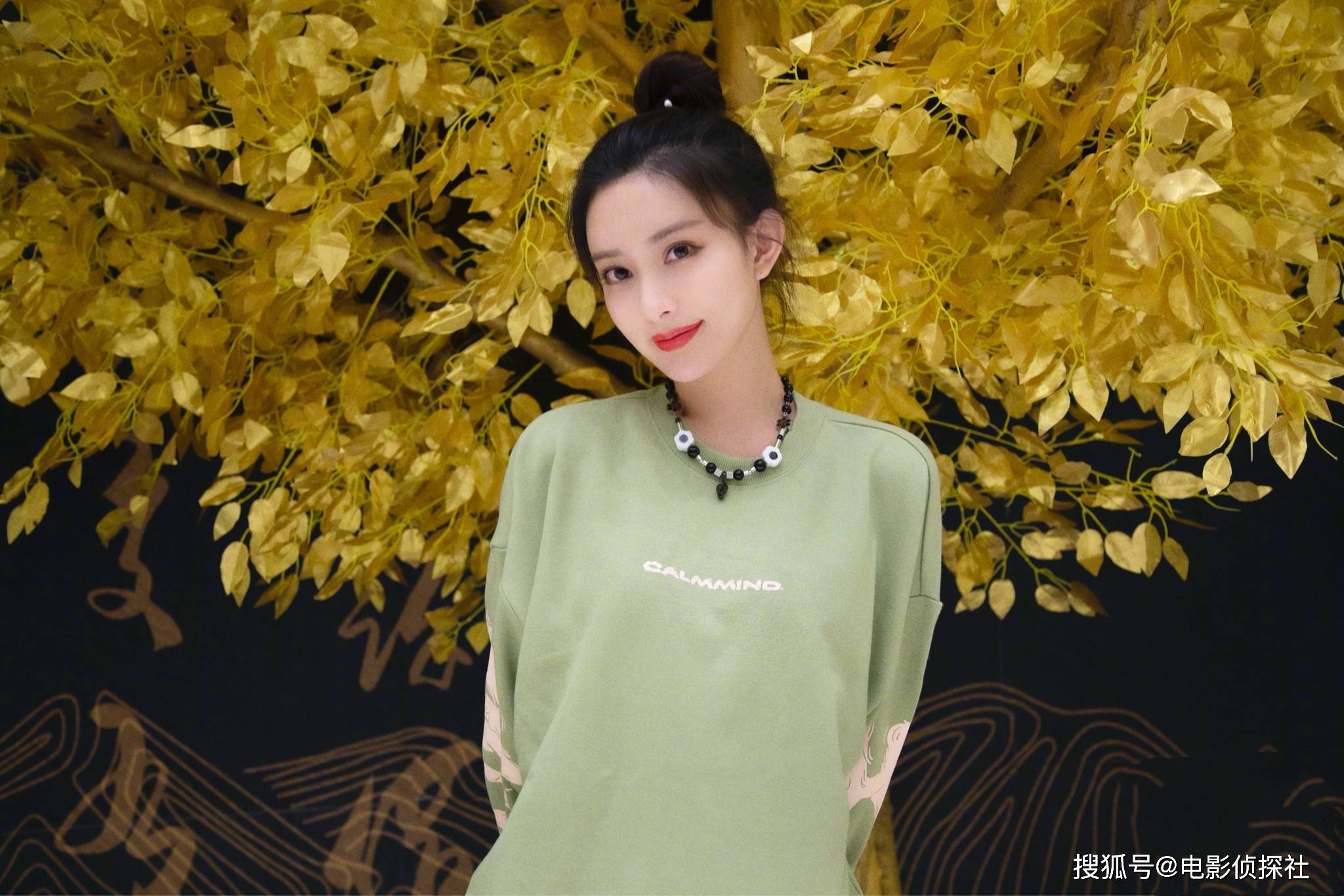 孟子义参加活动,路人大喊自己是秦霄贤粉丝,孟子义笑容满面_网友_恋情