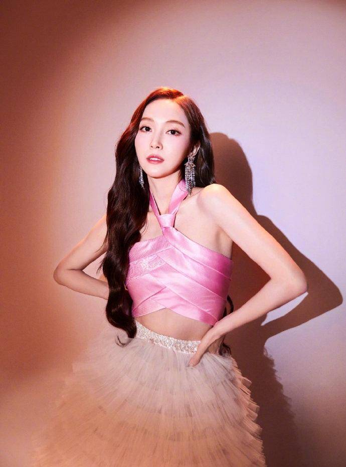 万千星辉跨新春,杨紫,杨幂,杨颖等花旦总有个能跨进你的心坎里_漂亮