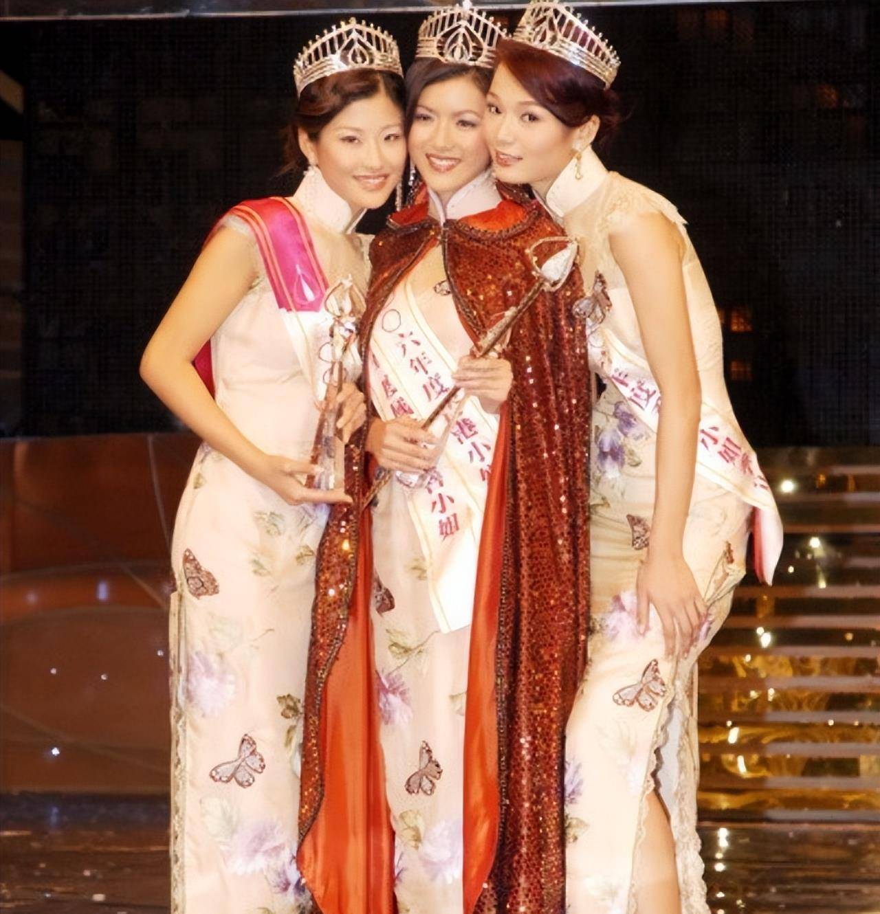 出道后,周家蔚转型当演员拍戏,曾参演过《铁马寻桥》《心战》《法证