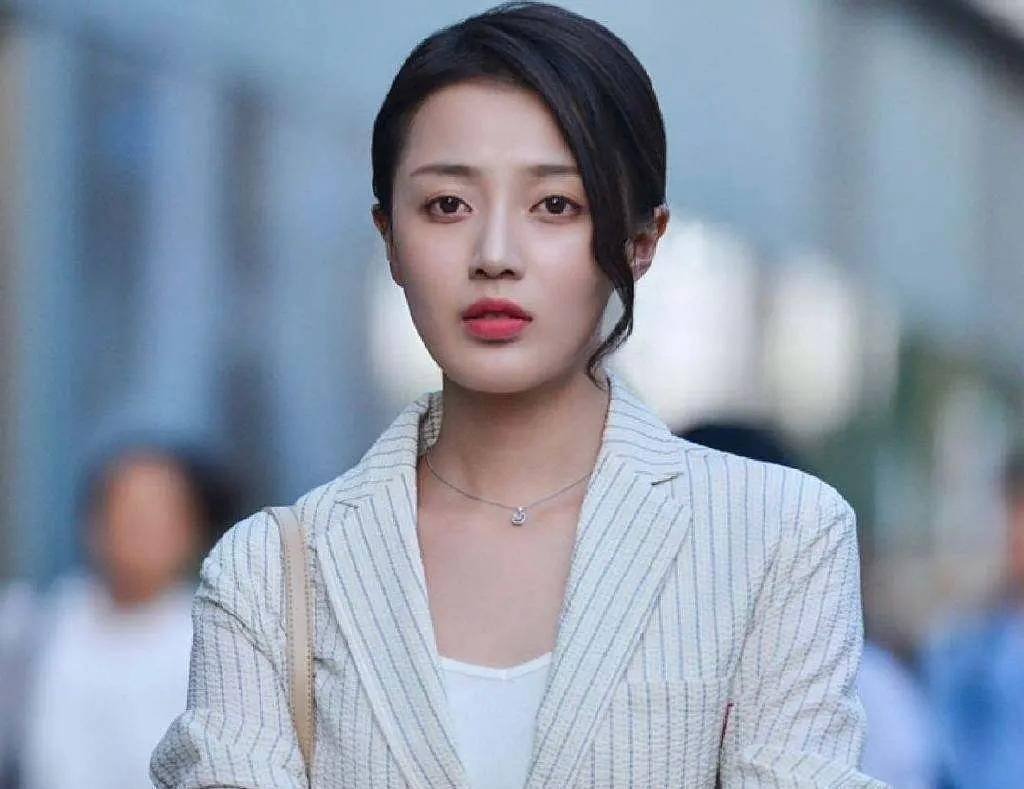 两人年纪相差较大,网友直呼是忘年恋_王秀珠_男子_娱乐