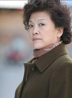 国家一级演员宋春丽:为事业放弃生子,62岁才当上母亲_孩子_丈夫_因为