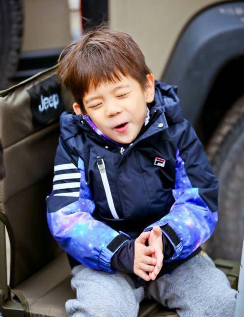 嗯哼染发,山竹烫发,杜江有了嗯哼同款小辫子_小春_大王_neinei