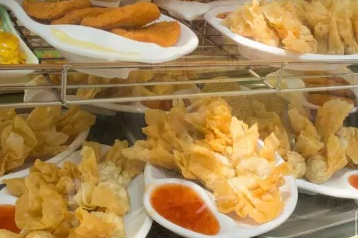 广州最最最贵的一条街,买不起但吃得起!(图6) 广州最最最贵的一条街,买不起但吃得起!(图6)