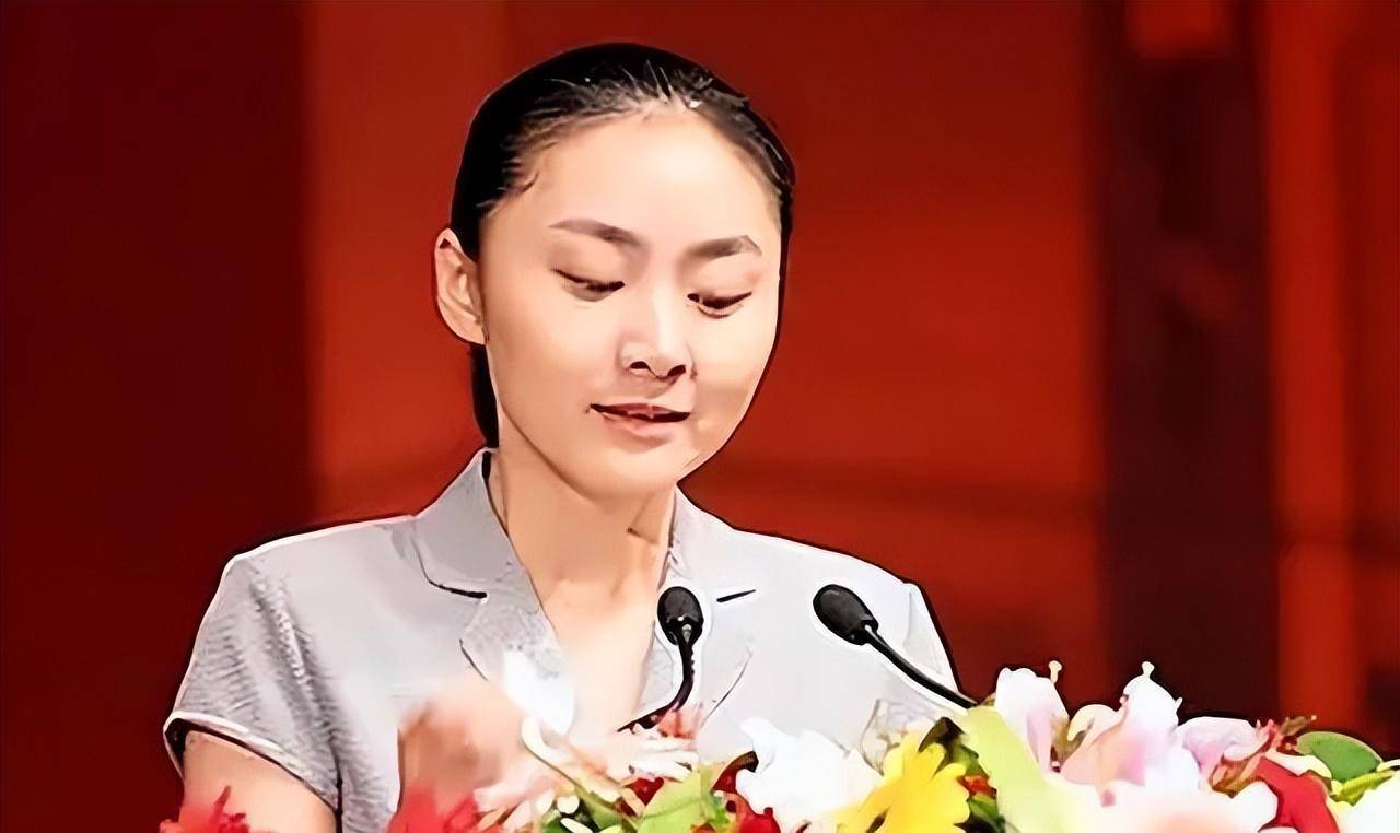 2011年3个男孩深夜恶作剧,一30岁女子被砸身亡,死者身份很特殊_邢丹