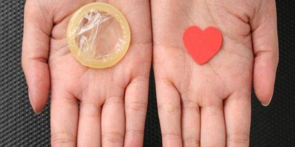 女性一周几次夫妻生活比较合适?_房事_避孕套_身体状况