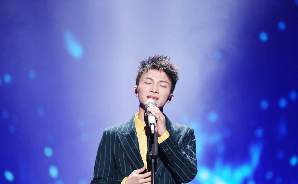 《歌手》周深火了!