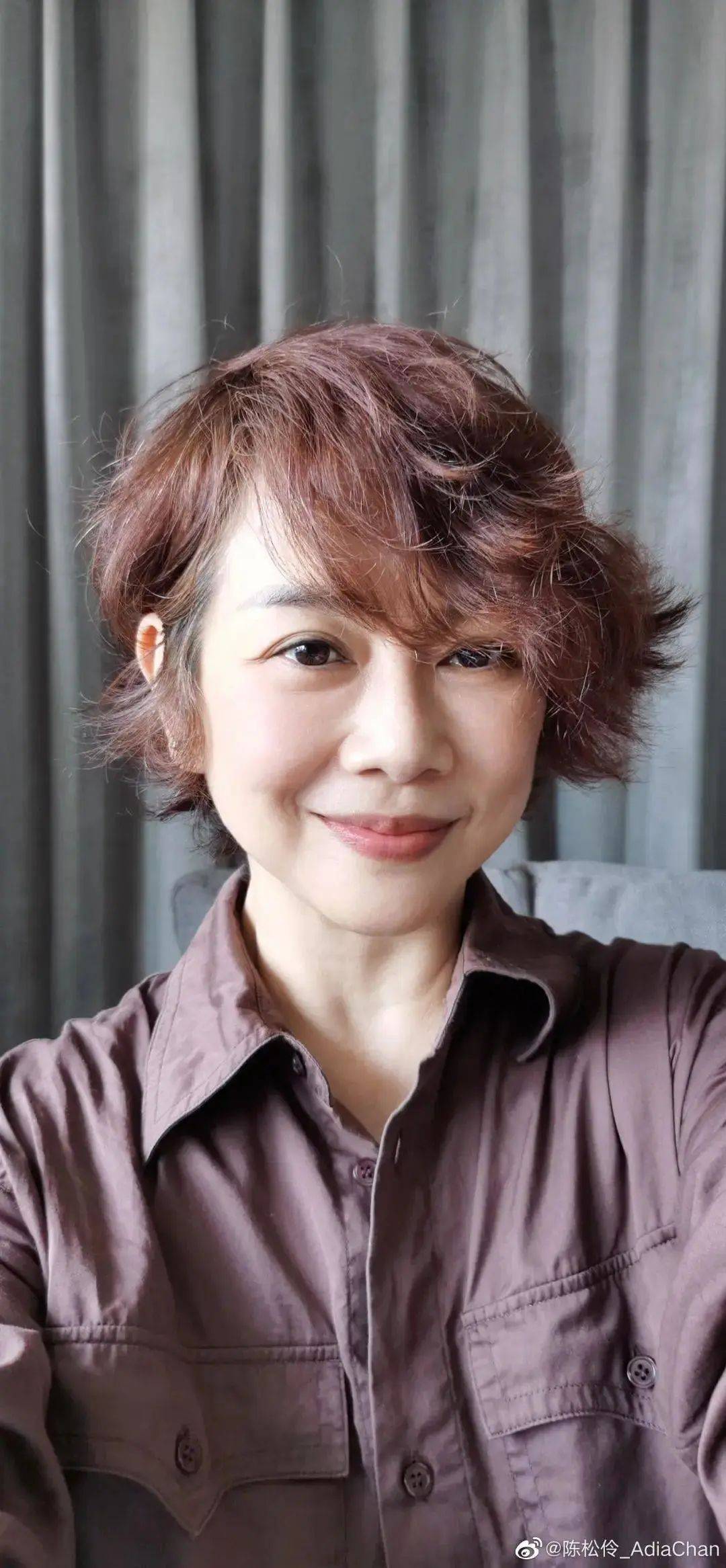 剪短发立马有了大妈感,胖一点反而面相好!
