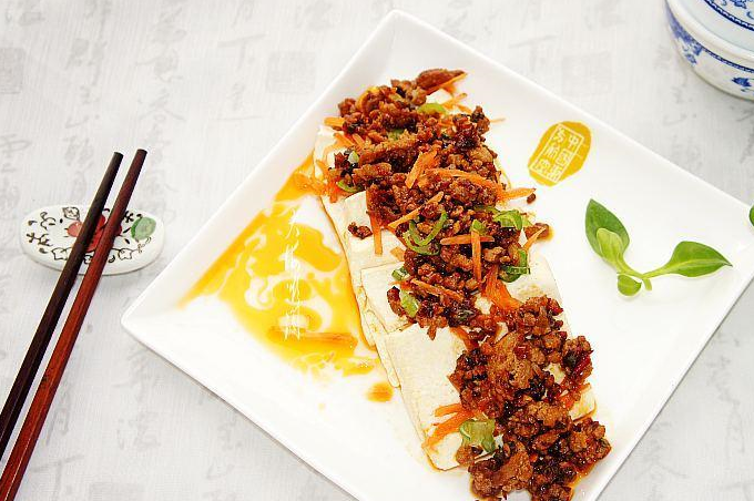 冬天多吃老豆腐,老人孩子补钙又健脑,加点它香辣十足(图3) 冬天多吃老豆腐,老人孩子补钙又健脑,加点它香辣十足(图3)