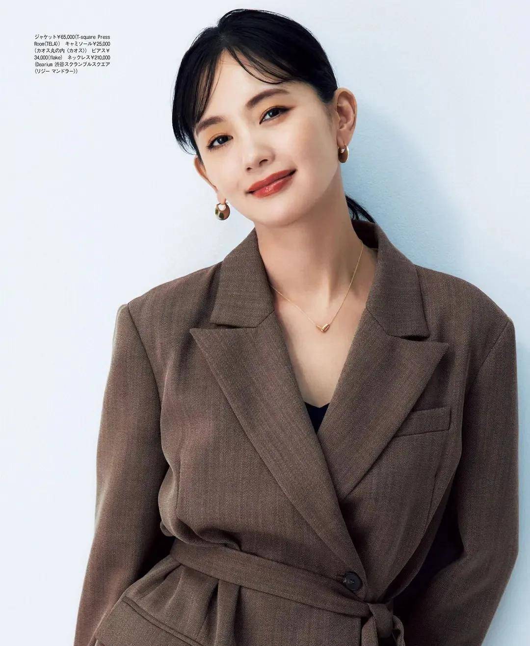 中村友理:一双宛如星辰般璀璨的大眼睛,充满知性的光芒_魅力_日本