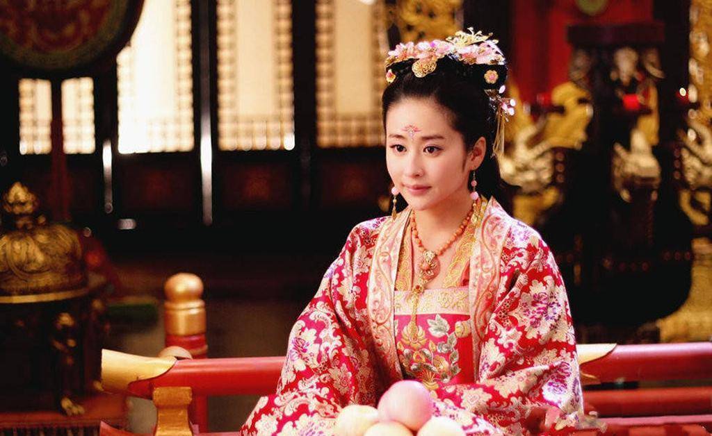 电视剧方面,有薛凯琪主演的《画皮》,刘恺威,白冰,颖儿主演的《画皮之