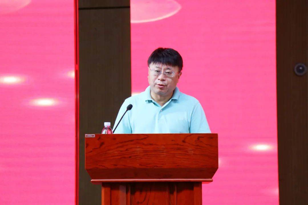 开启新征程,迈上新高度——山东诸城慈海学校新学年教职工大会隆重