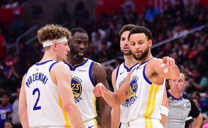 替补强势出击,为何勇士输球还能输球?_比赛_库里_掘金队