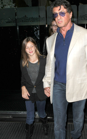 斯嘉丽·史泰龙几乎是每一次出