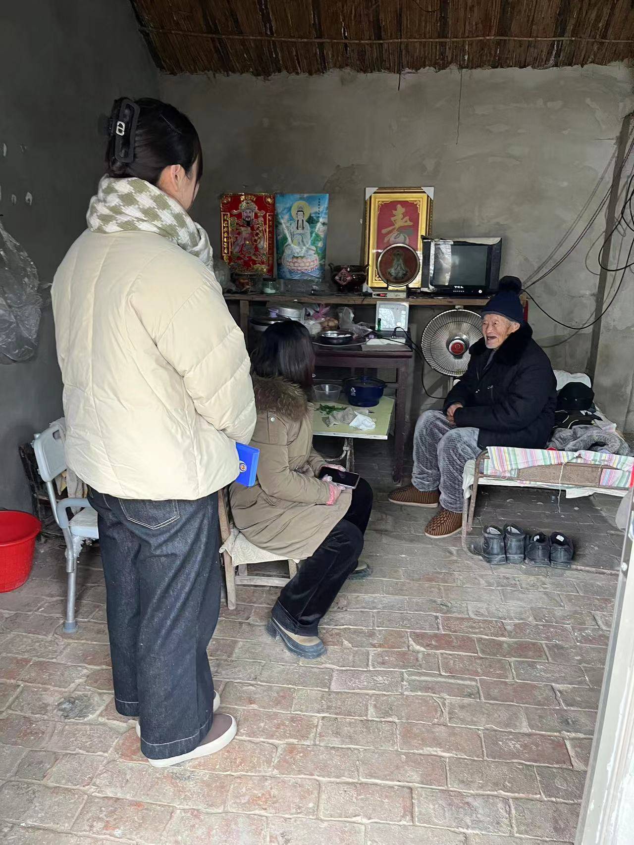 太和县倪邱镇开展关爱独居老人志愿服务活动_马厂村_身体状况_家庭