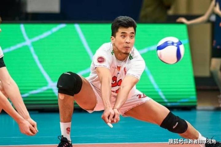 张景胤33中17，表现出色却不被信任，球队惨遭逆转，排名被反超_比赛_别尔哥罗德_的能力