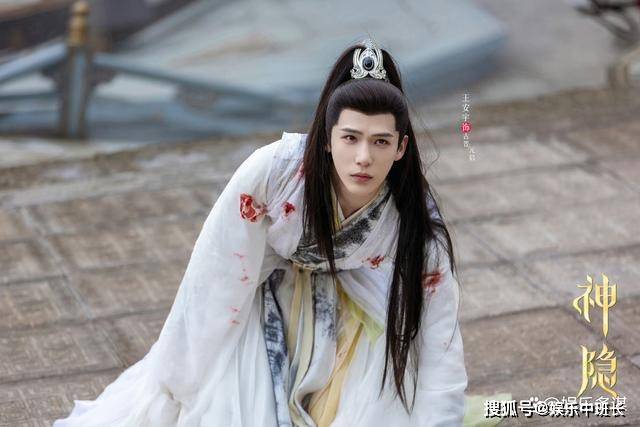 《神隐》凤染复活景涧回归神界,凤隐继任天帝,联姻鸿奕共治三界_千年