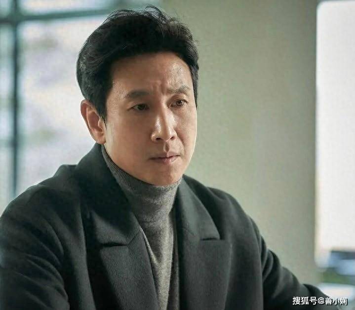 李善均燒炭自殺,警方否認高壓搜查,公司發聲:葬禮將