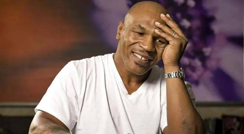 1992年,泰森入狱后用一招让女狱警投怀送抱,还怀上了他的孩子_华盛顿