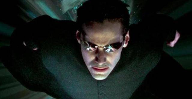 《黑客帝国4》特技场面曝光,真枪实弹不靠绿幕特效_崔妮蒂_基努里维斯