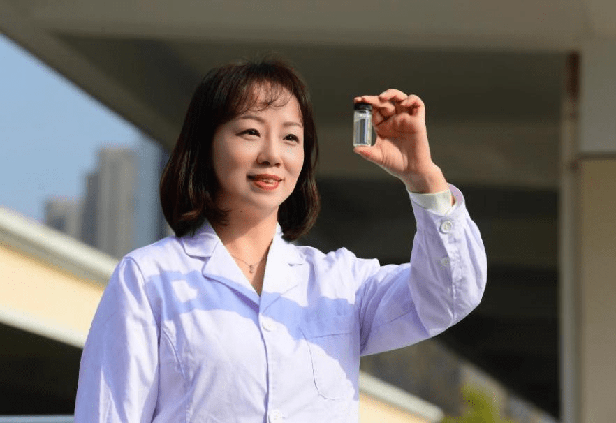 王琼荣获"武汉工匠"称号_技能_水质_数字