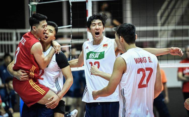 惊喜,男排第一人张景胤33中17,留洋数据惊人,有望获得新机遇!