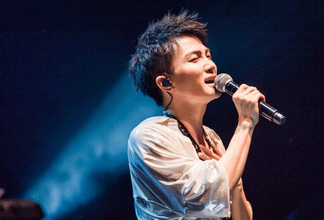 周深业务能力很强,又会说话,还可爱,足够真实_视频_合作_感觉