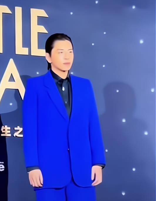 生图下穿得鲜艳的男星,龚俊周正,王大陆认不出,呼声最高的是他_挑战