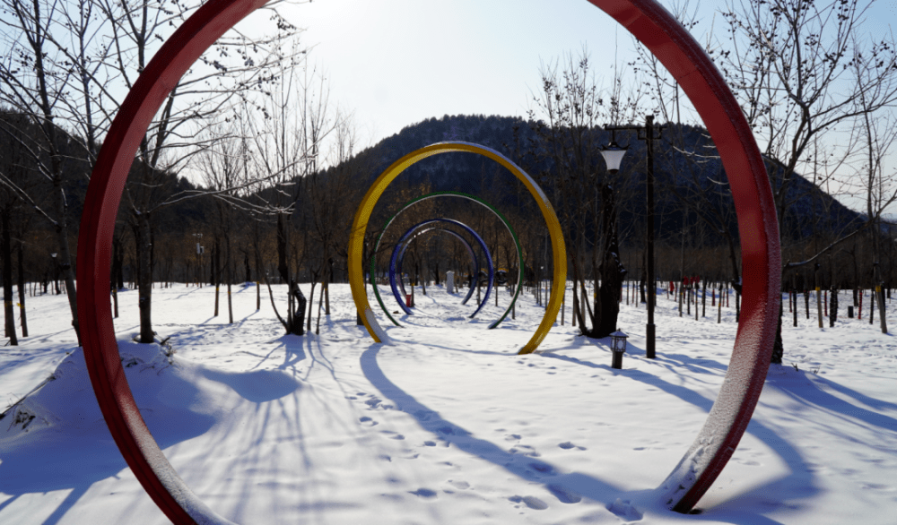 区以及演艺区,打造冬季休闲新场景,将呈现一场美轮美奂的冬季嘉年华