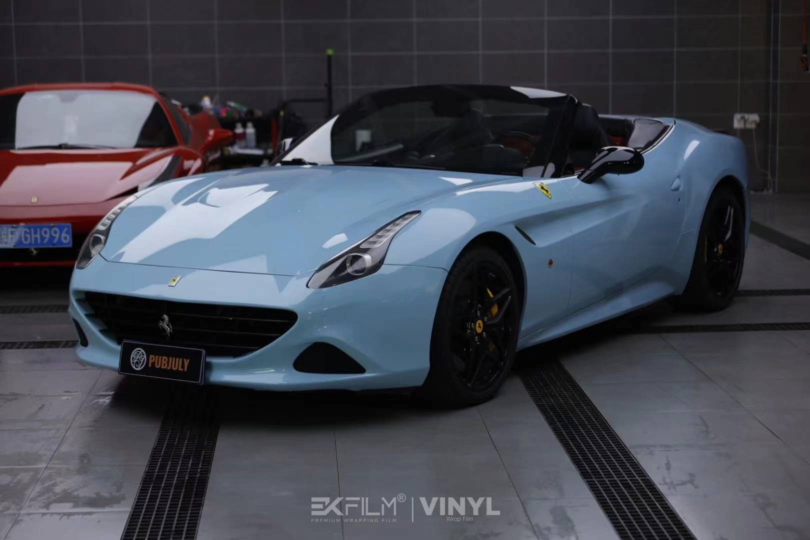 法拉利加州ek改色膜海风蓝,带着浪漫清新的气息_蓝色_气质_大气