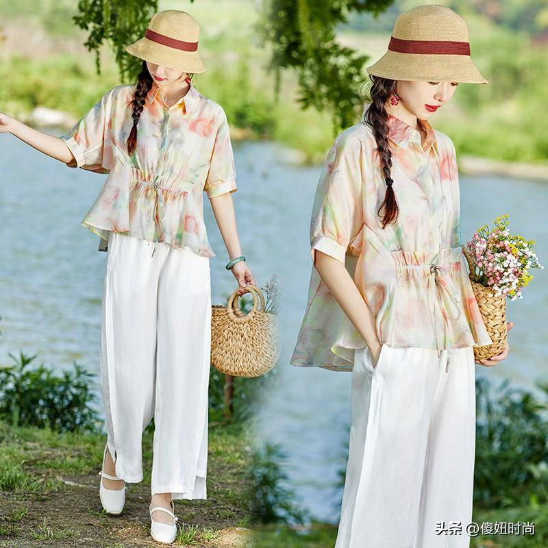 防皱弹力腰上衣搭配裙裤套装,休闲又时尚.简单的领口来改变领口.舒