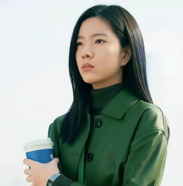 庄达菲:"京圈公主"要红了,00后爆笑整顿职场_胡建林_马杰_影片